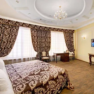 Pechersky Hotel